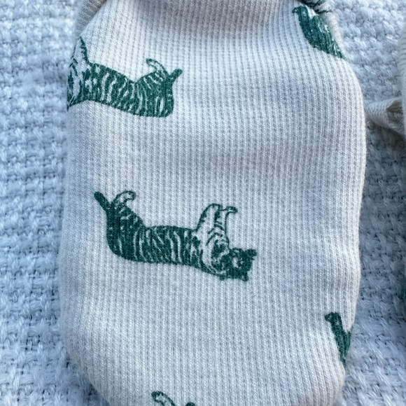 Kate Quinn Tie Booties - Picture 4 of 5